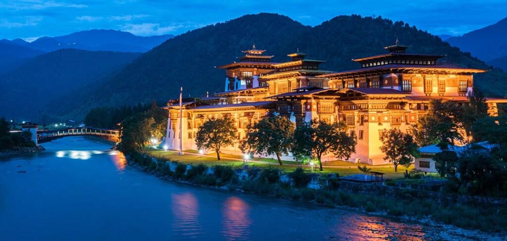 Take A  Family Trip To Bhutan To The The Palace Of Happiness
