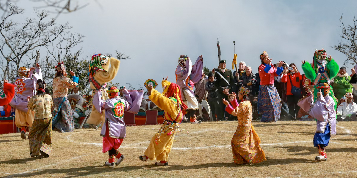 Bhutan: A Brief Guide To The Land Of Happiness. - Karma Bhutan