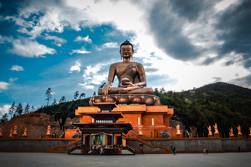 Enjoy the view of Thimphu Valley from Buddha Dordenma point